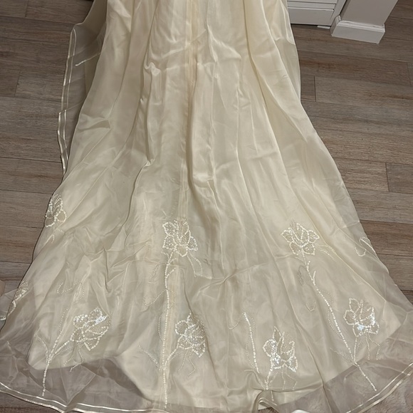 Vintage Cream Beaded Silk Wedding / Engagement Dress size small custom made - Picture 13 of 17